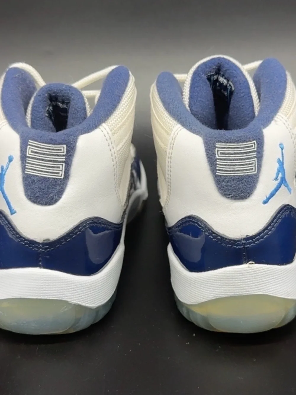 Jordan Air Jordan 11 Low Top Lace-Up Athletic Sneakers White/Blue SZ kids 2y